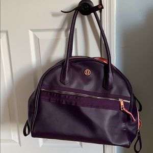 lululemon travel bag